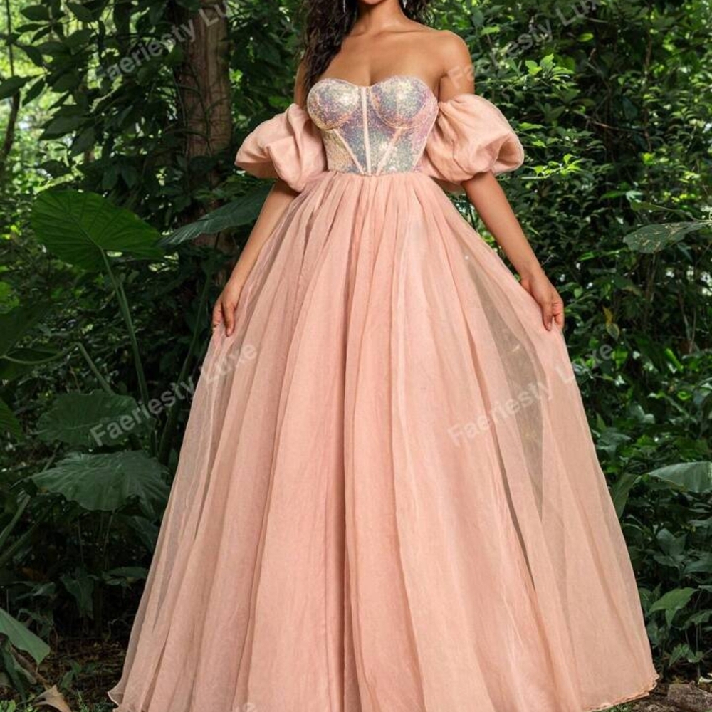 Chic Strapless Peach Gown